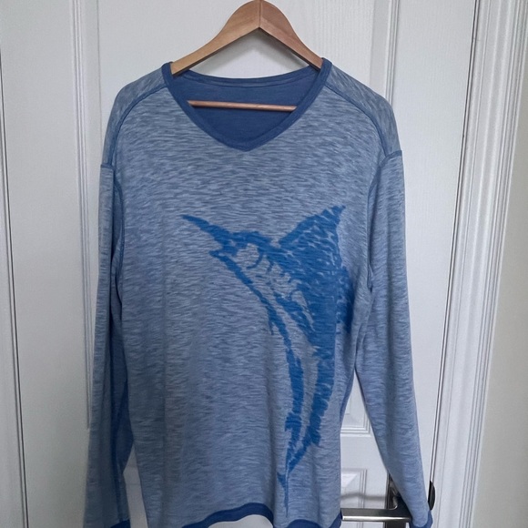 Tommy Bahama ( reversible V Neck Top) - Picture 3 of 3